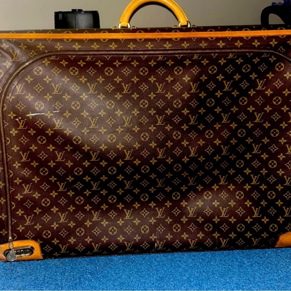 Authentic vintage Louis Vuitton Pullman luggage